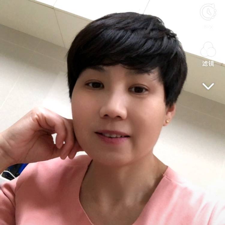牵手一起走下去的照片