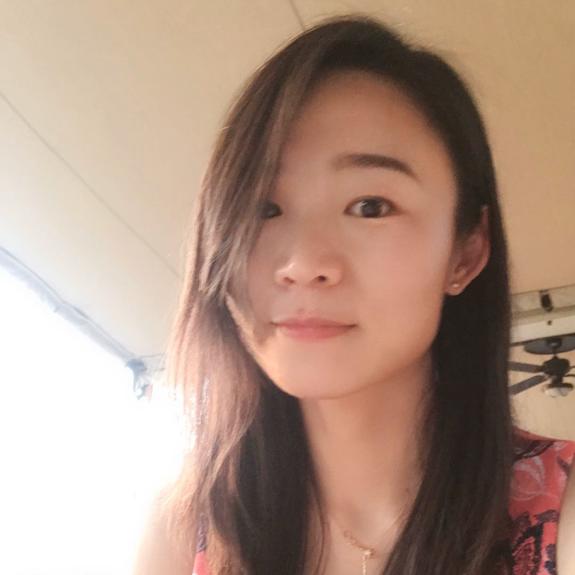 迷离和柜子的照片