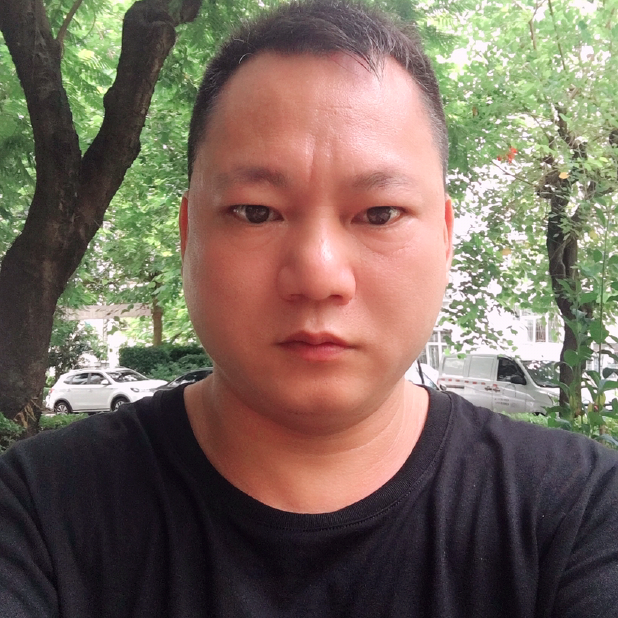 黑裤说和谐的照片