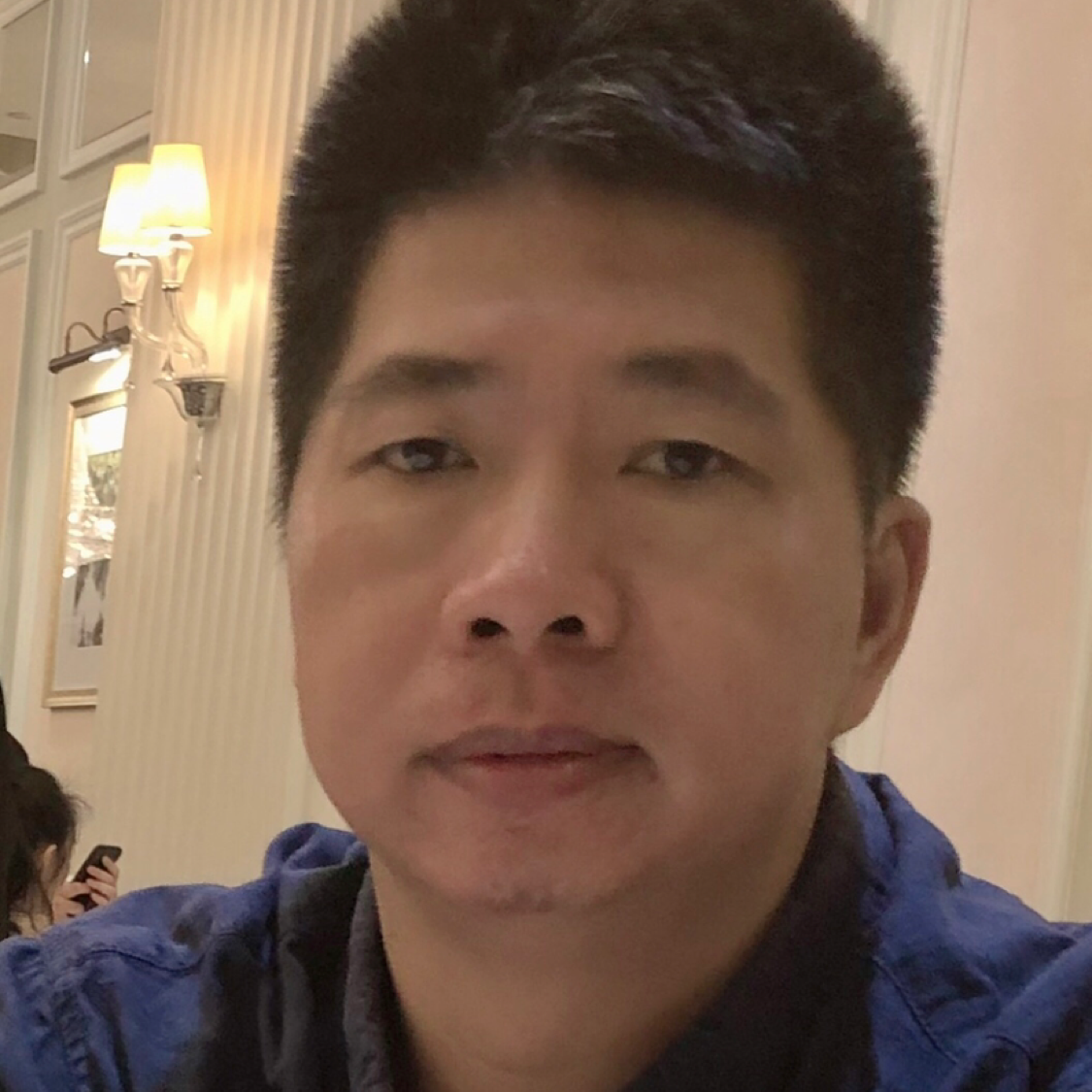 素简归一的照片