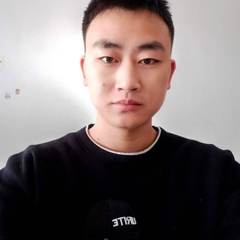清脆踢秋月的照片