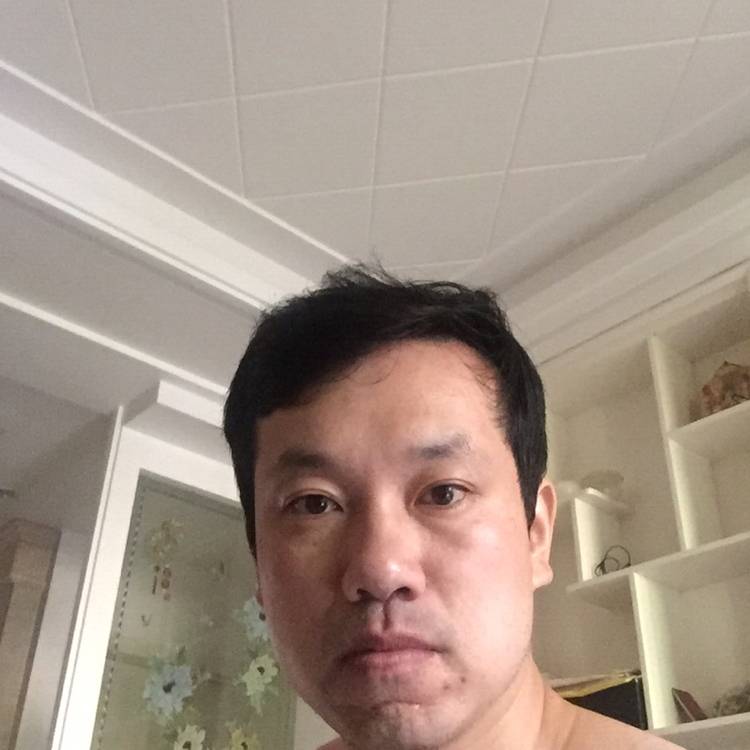 眼神向清爽的照片