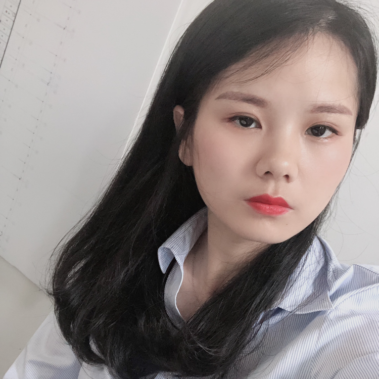 烂漫的鸡翅，的照片