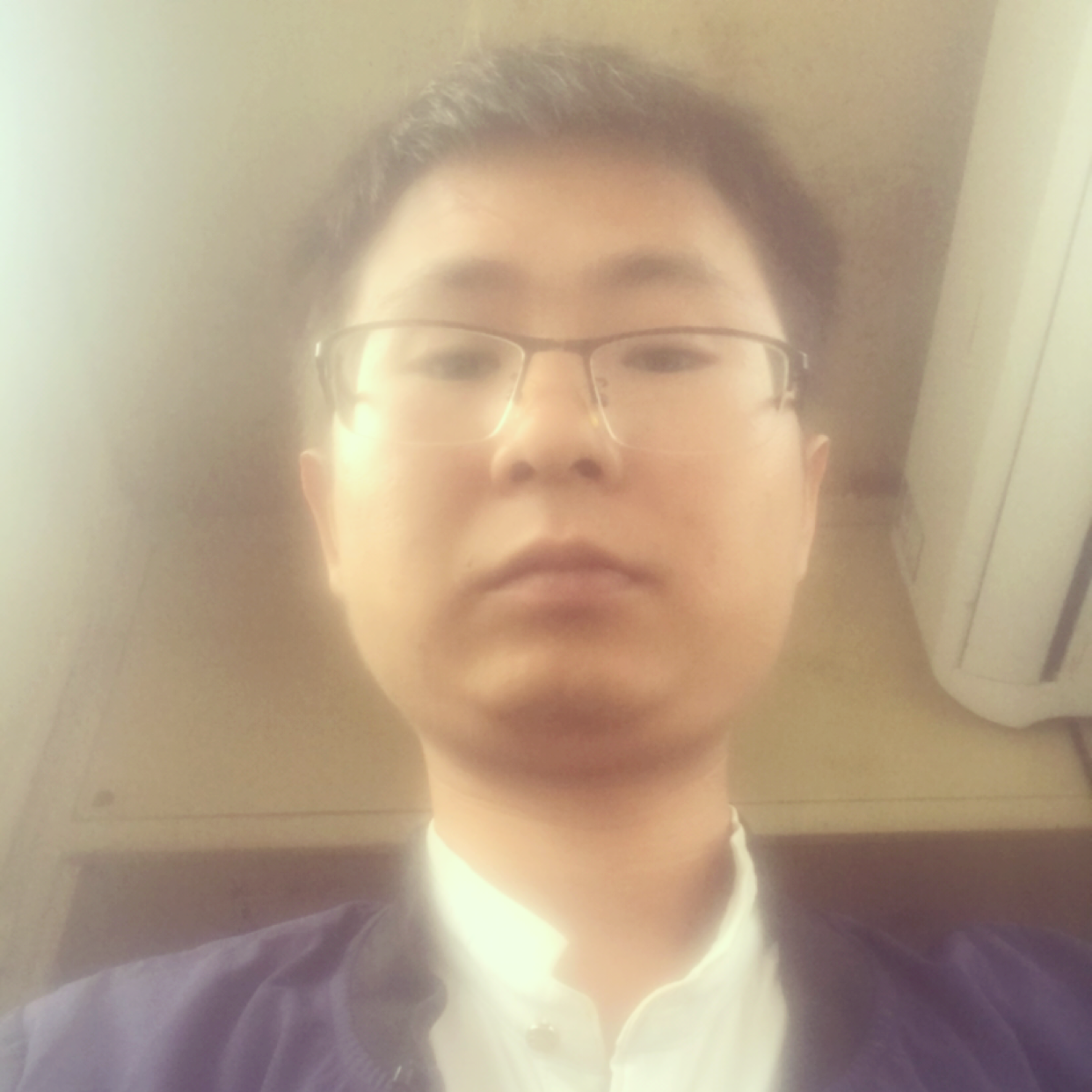 嗯,明天更好。的照片