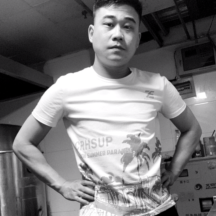 潇洒苦恋黑猫的照片