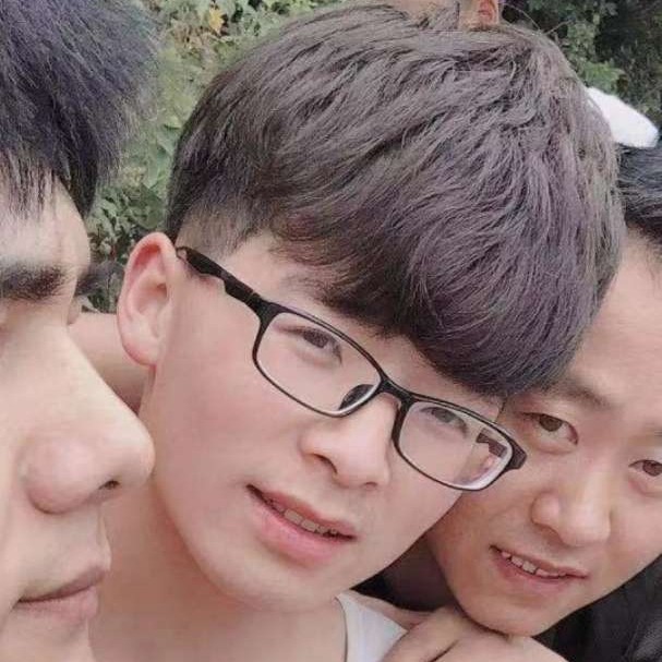 天真回眸钢笔的照片
