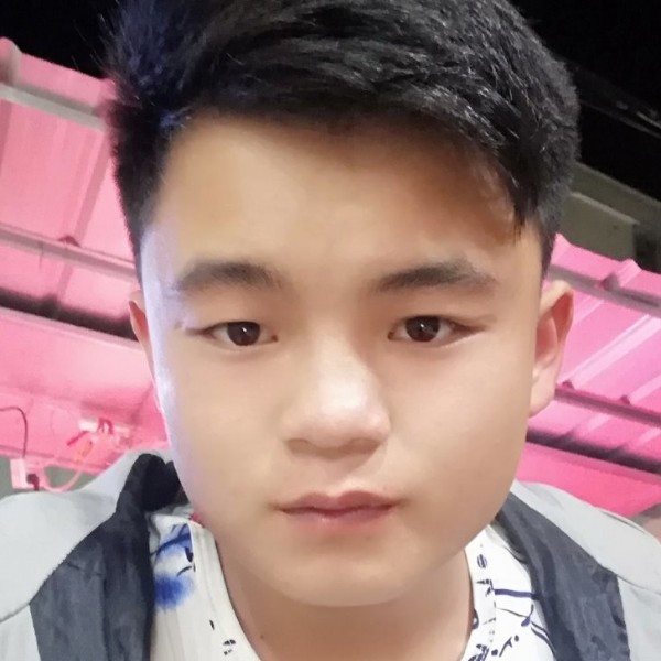 余温荼靡的照片