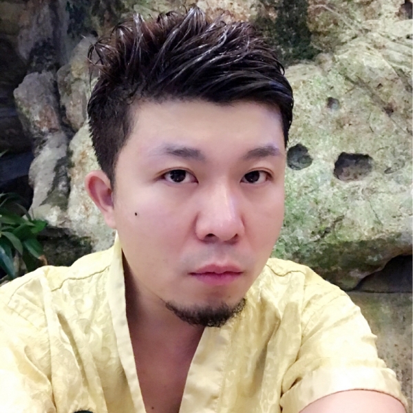 酷酷的男人的照片