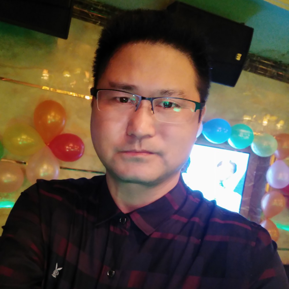 秦子健的照片