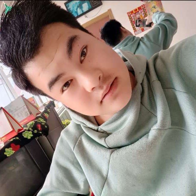 小阿岩的照片