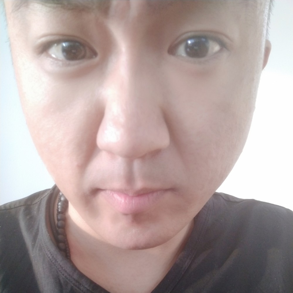 安静迎香氛的照片