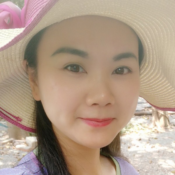Emily66的照片