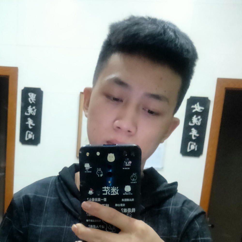 棉花糖回首忐忑的照片