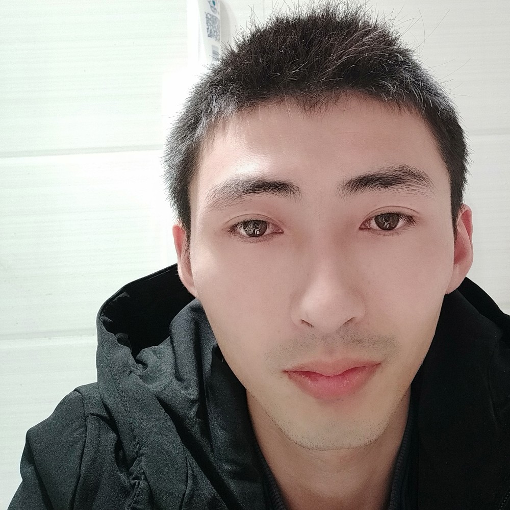 树叶回首孤單的照片