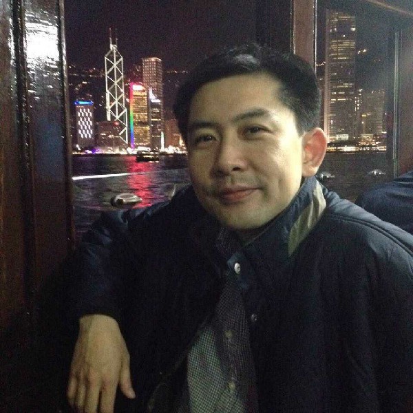 怕老婆的开心果的照片