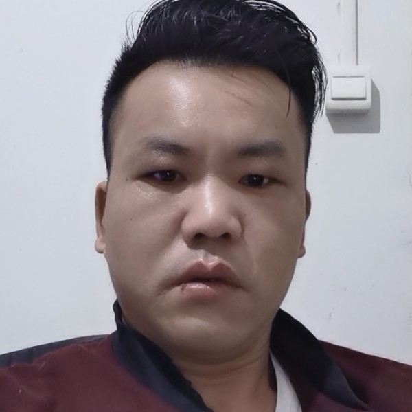 哭着等明天的照片