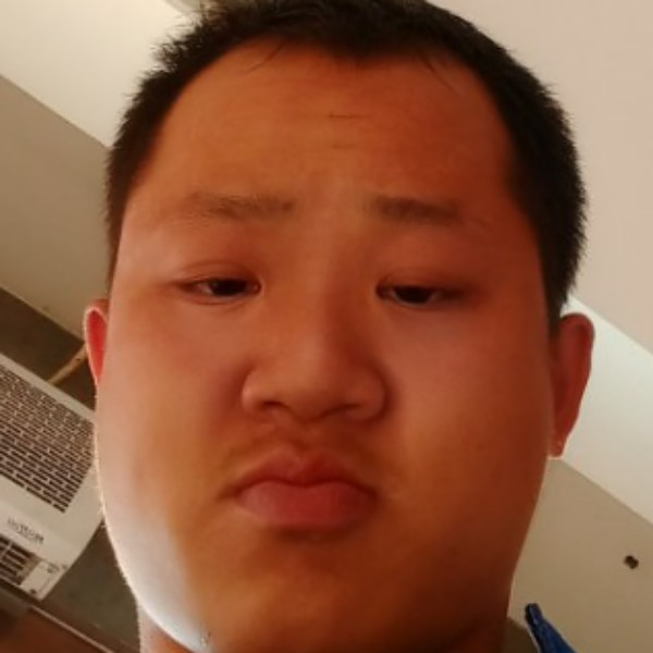 梁明春的照片