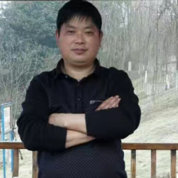 丁德林的照片