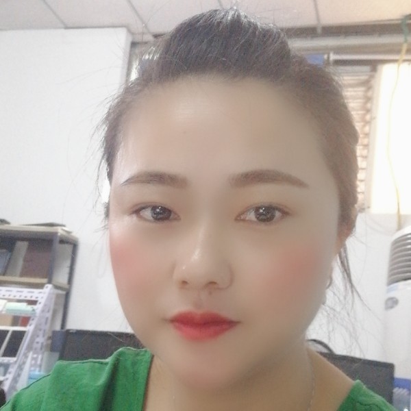 盛气凌人的可乐的照片