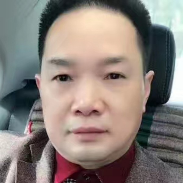 诚心闻酸奶的照片