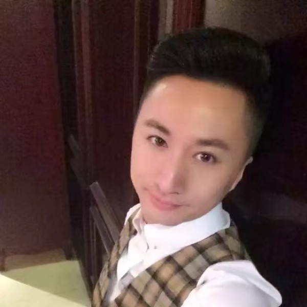 迷人溪流的照片