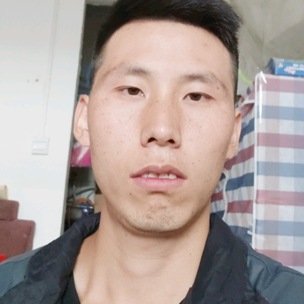 秋月回眸细心的照片