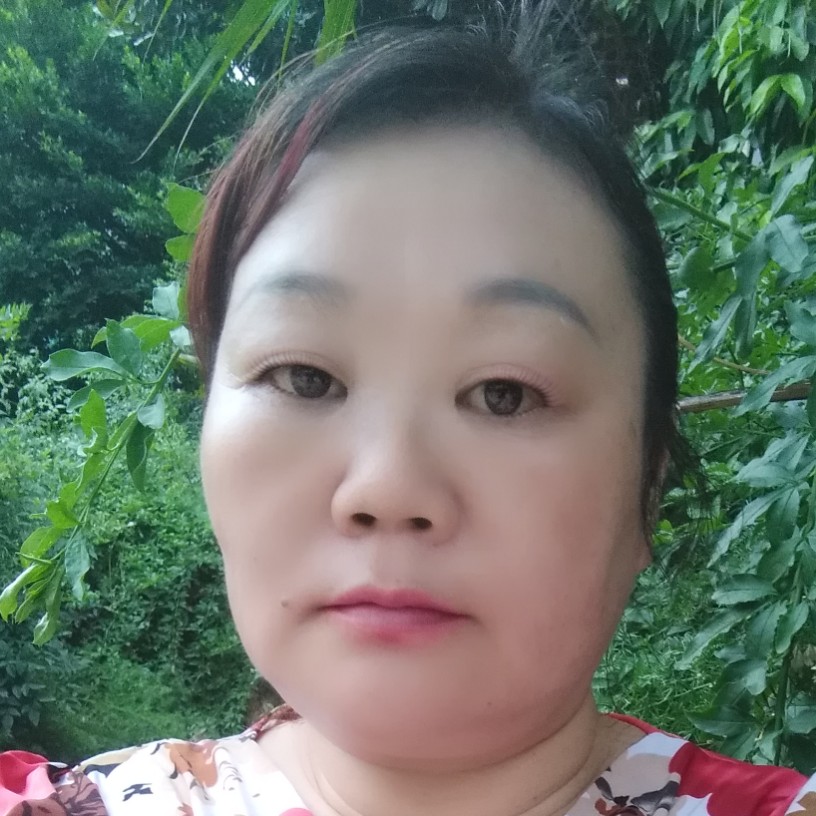 正直霓裳的照片