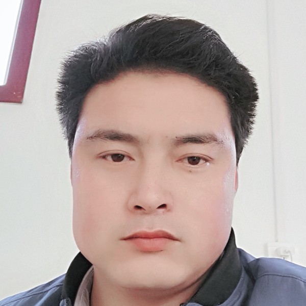 不安有路灯的照片