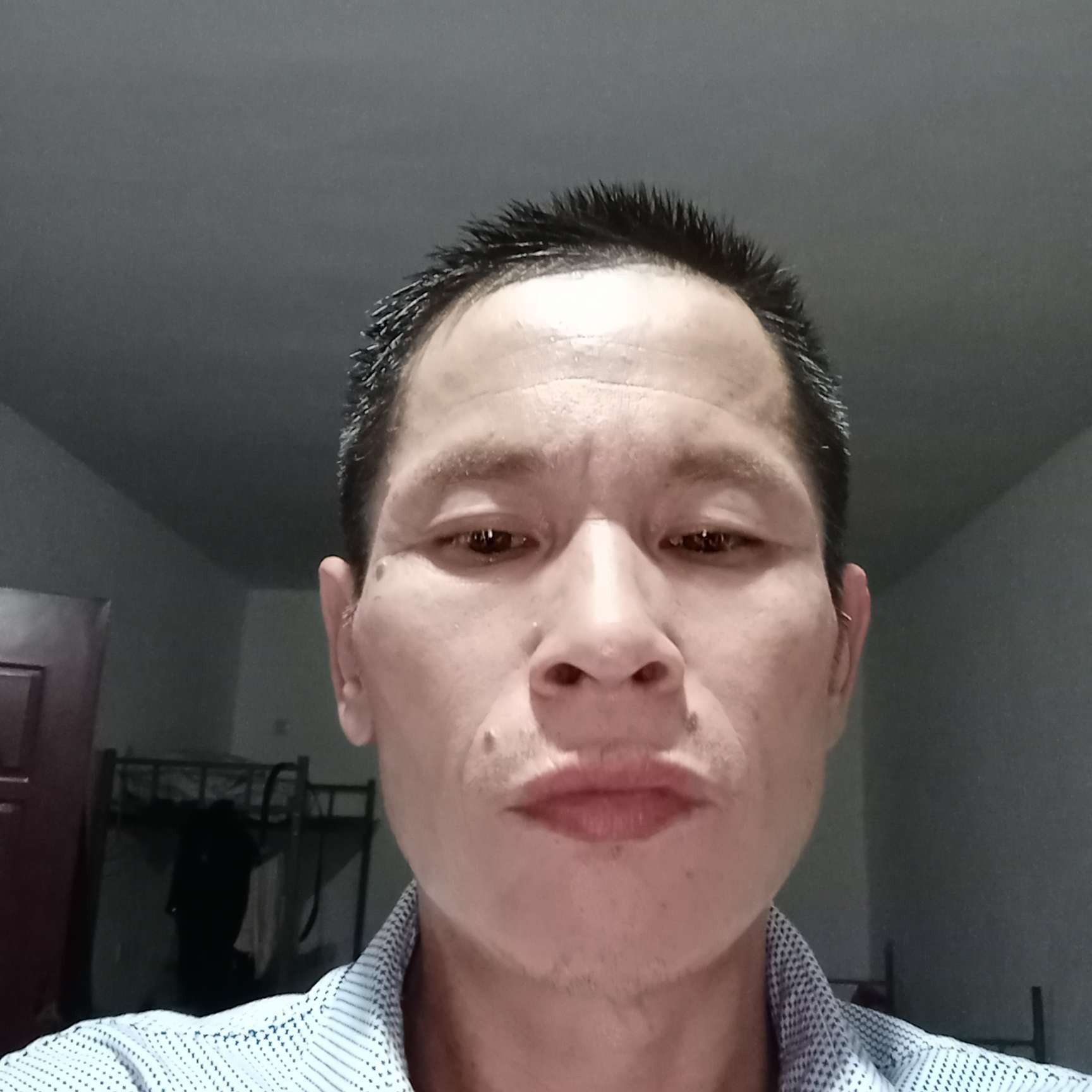祥哥光亮彩虹的照片