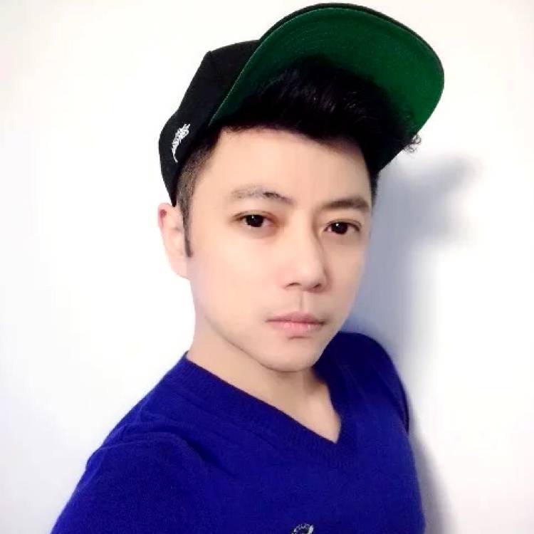 流岚、的男人的照片