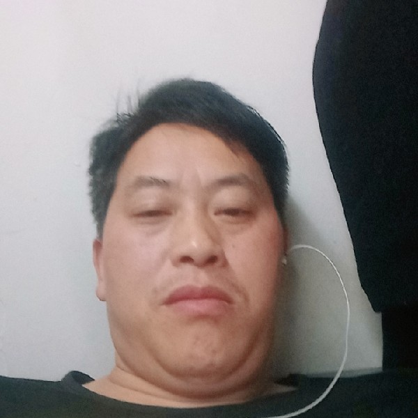 迷离的舒荷的照片