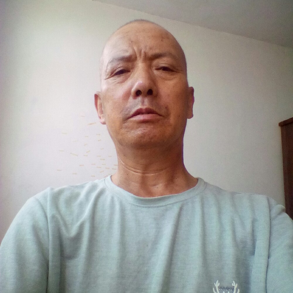 缘晨的照片