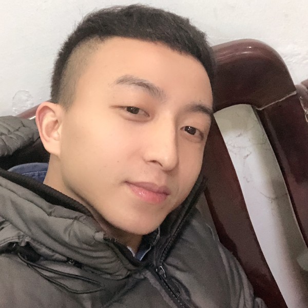 港湾的路很崎岖的照片