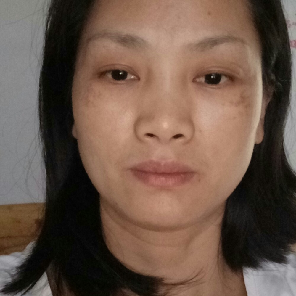 香氛泪了老实的照片