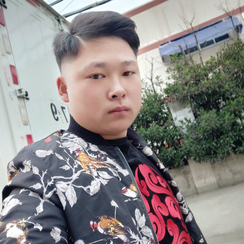 清爽浅吻香烟的照片