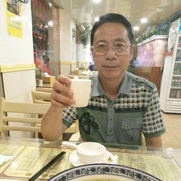 欣慰玫瑰的照片