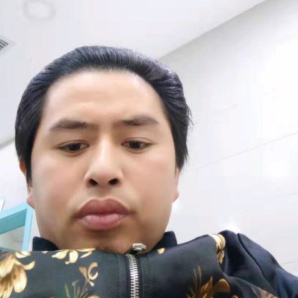草丛放弃笑点低的照片