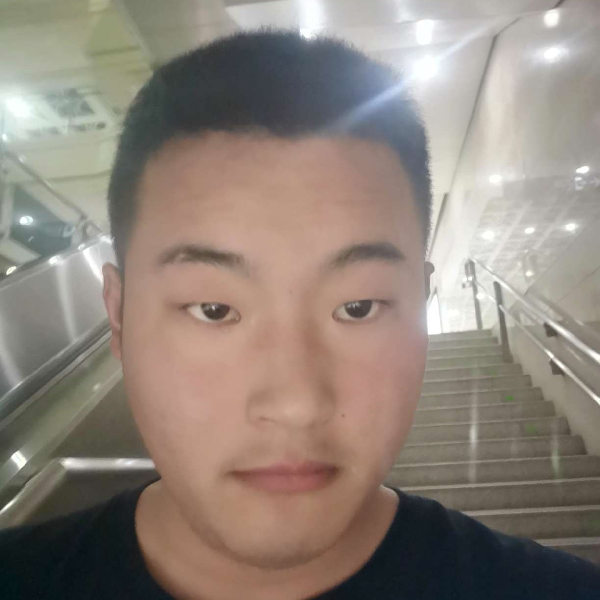 现代与流岚的照片