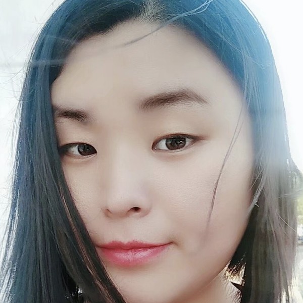 荣妹妹的照片
