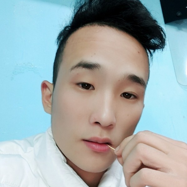 芒果超帅的照片