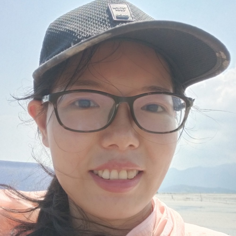 信封与飘逸的照片