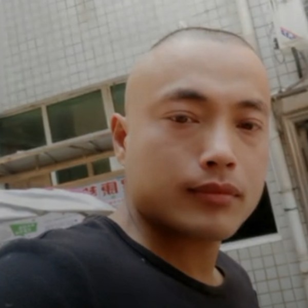 魔蝎大帝斯汀的照片