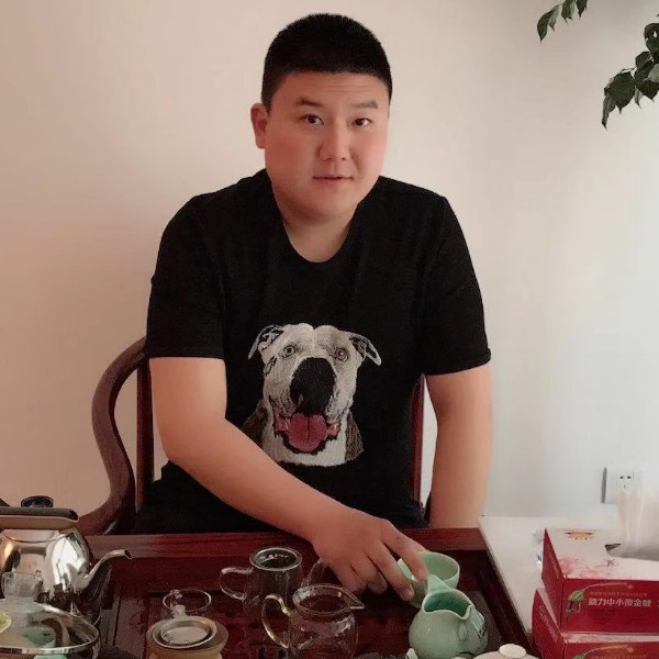 牛贇子的照片