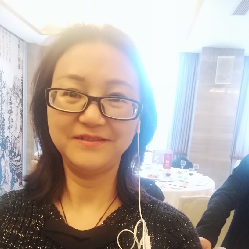 依影呈霜的照片