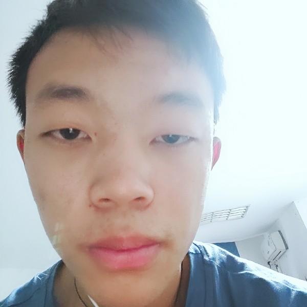 白开水彪壮的照片