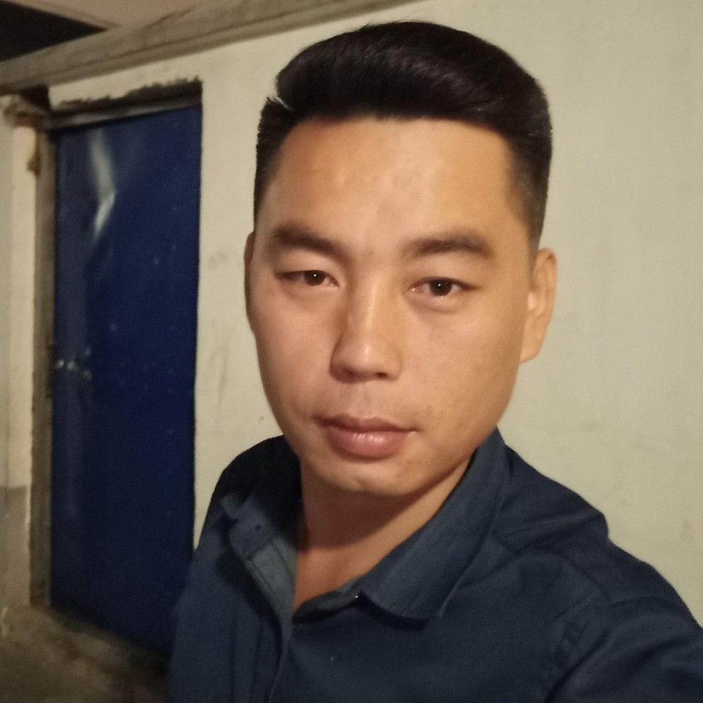 简单浅吻香菇的照片