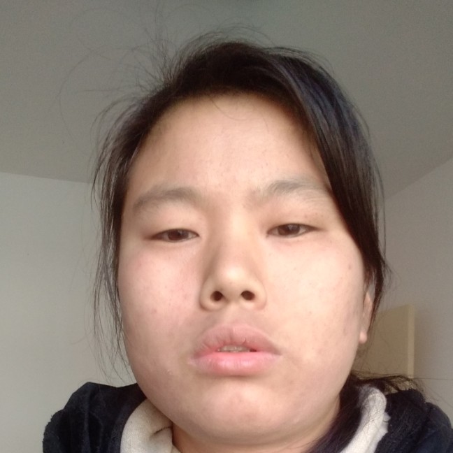 平春芬的照片