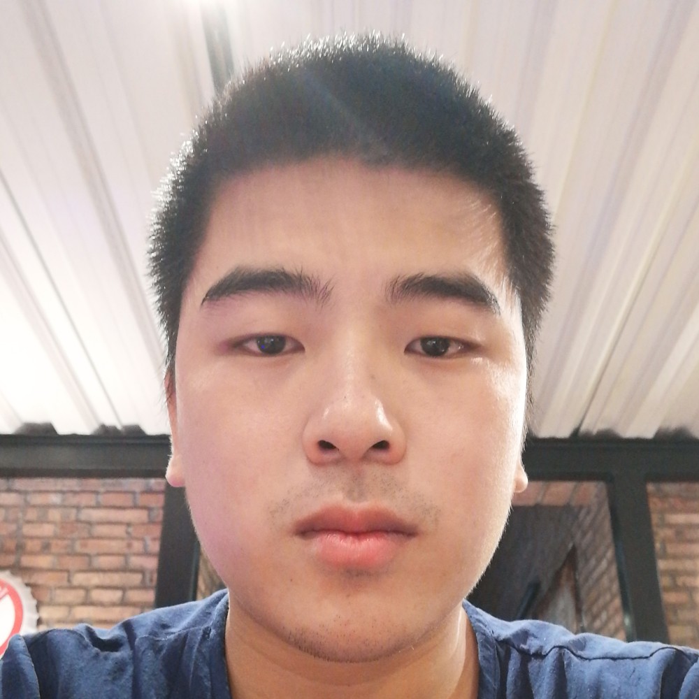 叶铭的照片