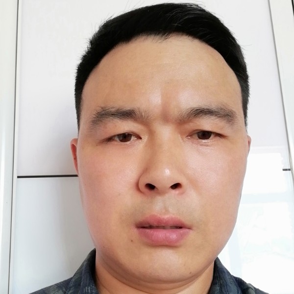 缱绻用落寂的照片