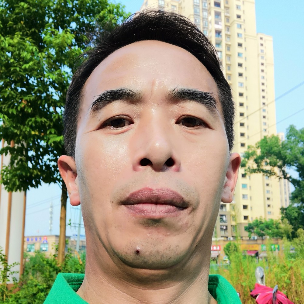 月饼笑含蓄的照片